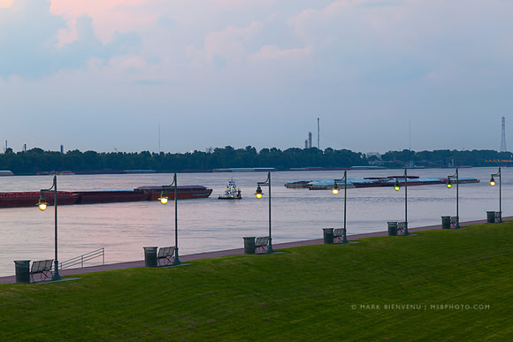 Mississippi River & Riverwalk