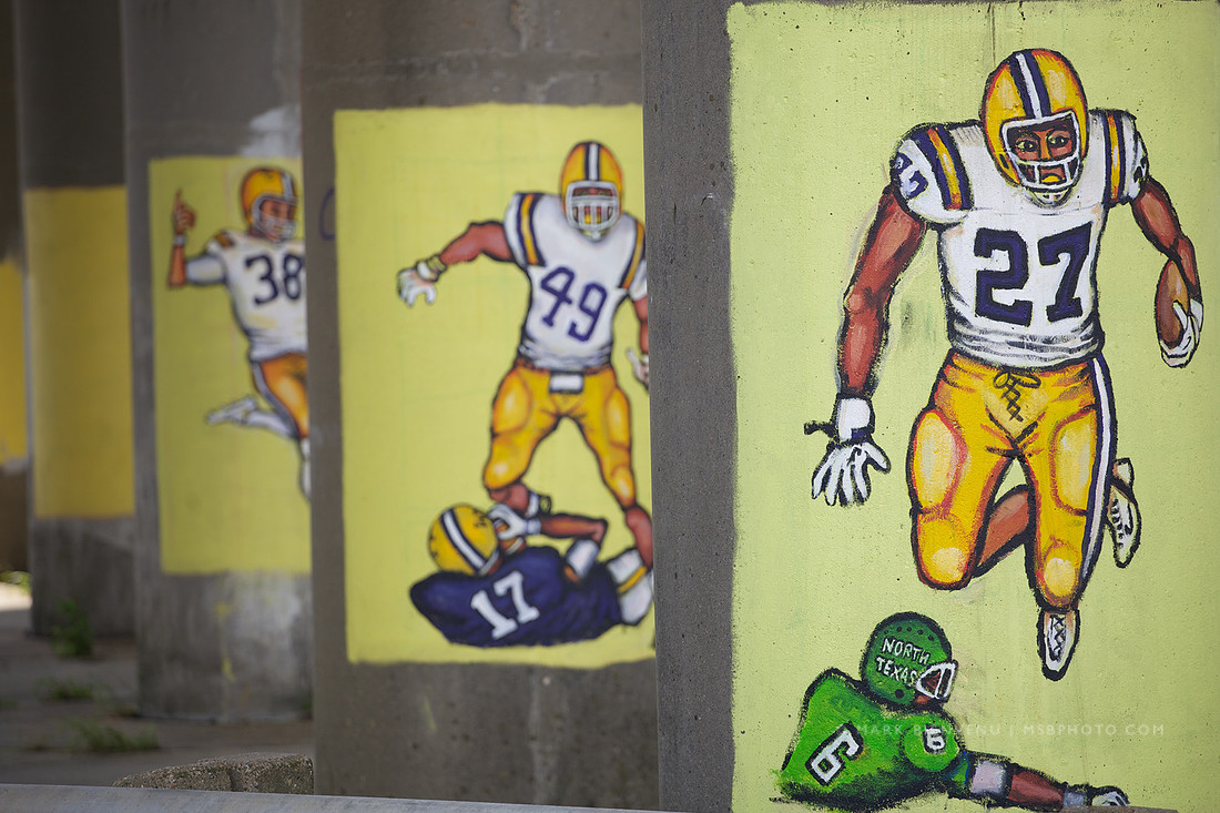 LSU Football Painting - I-10 - Baton Rouge, Louisiana